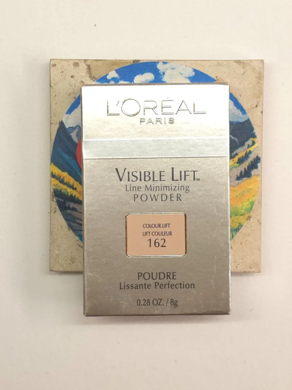VINTAGE L'Oreal Paris Visible Lift Line Minimizing Powder - Colour Lift